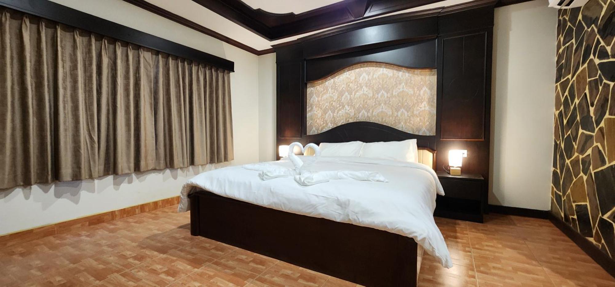 Arya Suites Patong Beach Eksteriør bilde